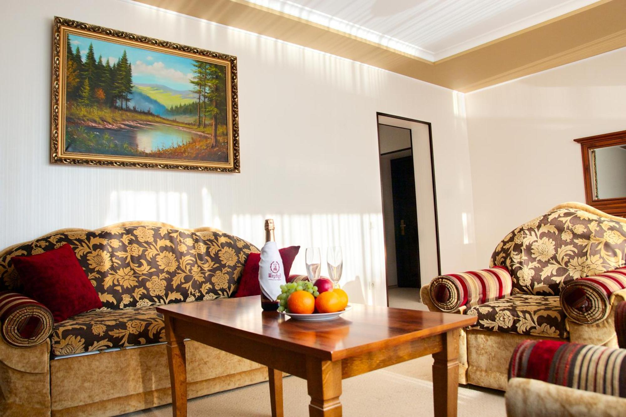 Sherwood Hotel Dolgomostiska الغرفة الصورة
