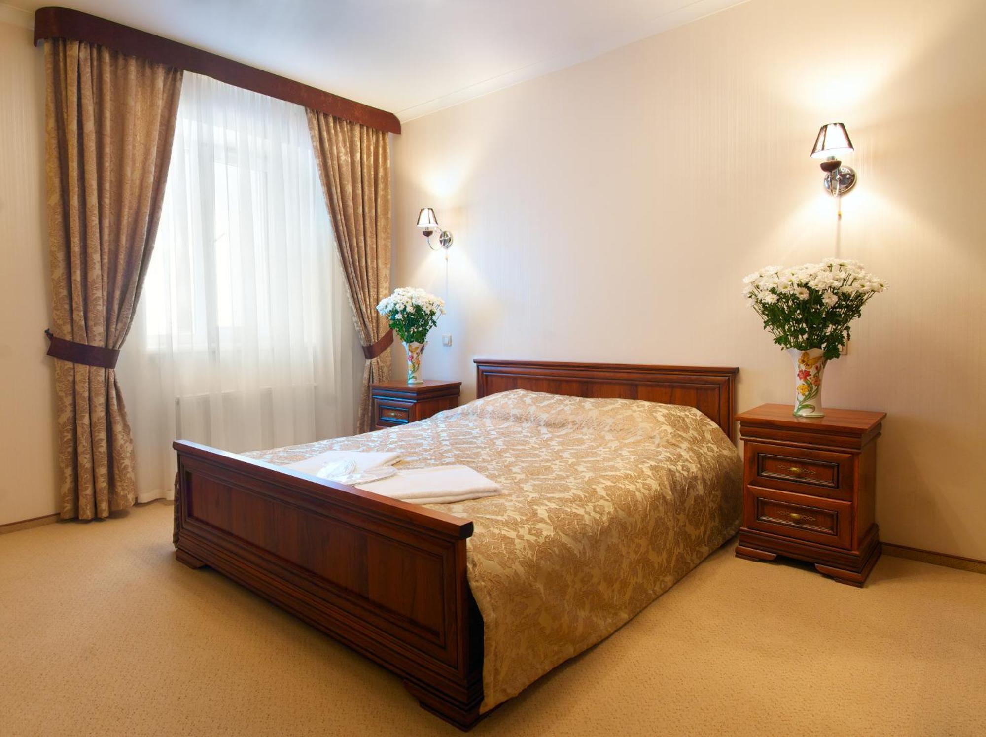 Sherwood Hotel Dolgomostiska الغرفة الصورة